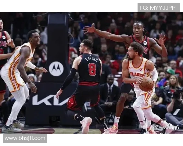 公牛队在季后赛中以四比二战胜老鹰队成功晋级展现强大实力