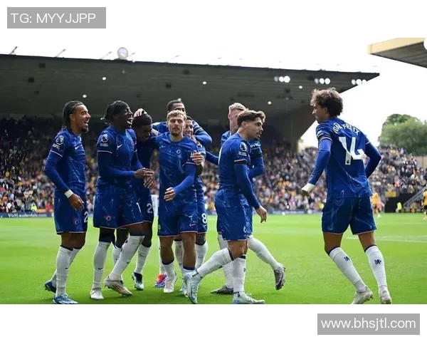 切尔西与利物浦激战正酣谁能在英超赛场上笑到最后