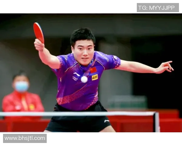 查内尔与安特卫普激战正酣双方争夺胜利的精彩瞬间回顾