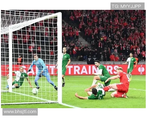 红星对决拜仁欧冠激战回顾与精彩瞬间分析 红星对决拜仁欧冠激战回顾与精彩瞬间分析