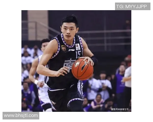 陈林坚:从青年才俊到篮球场上的闪耀明星之路 陈林坚:从青年才俊到篮球场上的闪耀明星之路