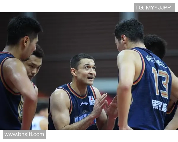 CBA精彩回放辽宁队对阵同曦队的激烈对决全景回顾