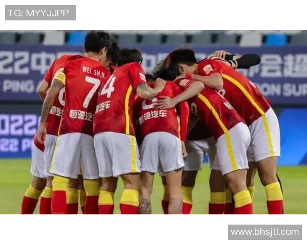 广州恒大与鲁能精彩对决集锦回顾球迷不容错过的经典瞬间 广州恒大与鲁能精彩对决集锦回顾球迷不容错过的经典瞬间